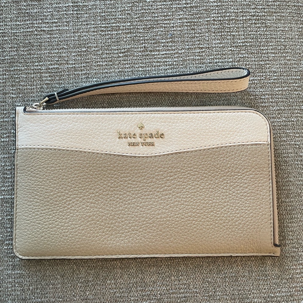 Kate Spade Cream and Tan Wristlet